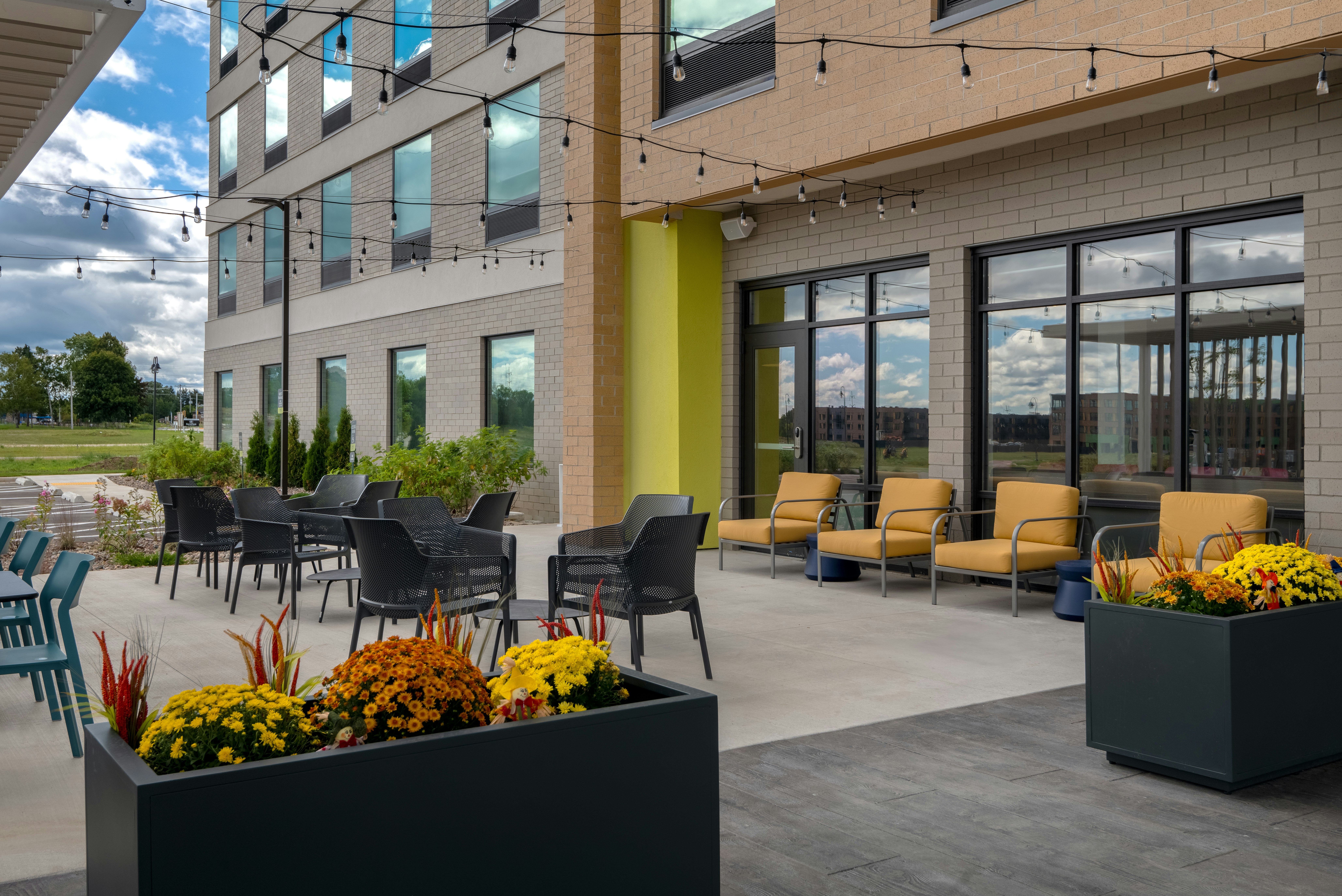 Home2 Suites by Hilton Sheboygan 27/29