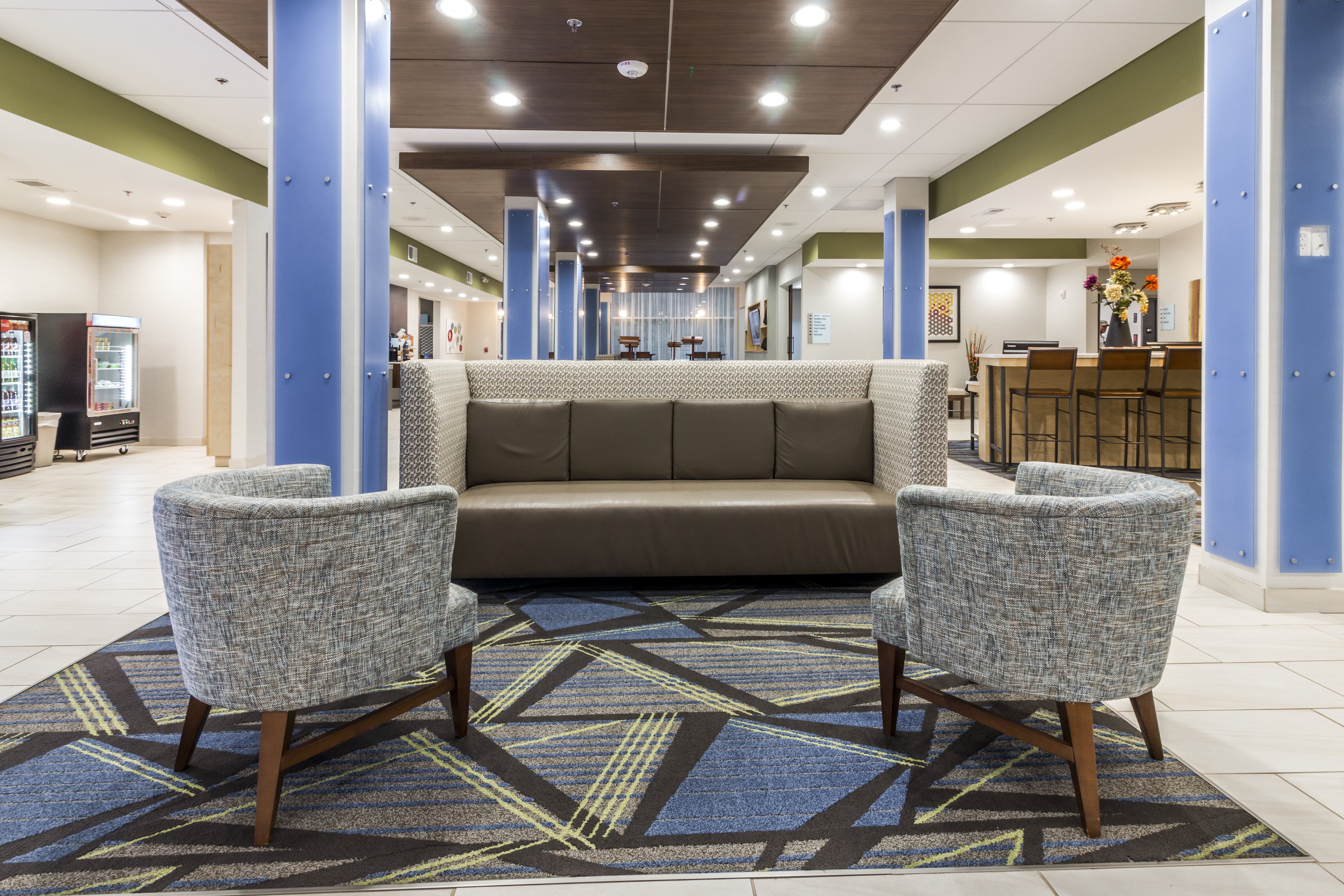 HOLIDAY INN EXPRESS VILLA RICA 6/38