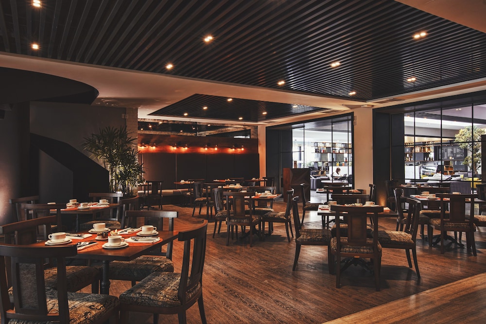Krystal Grand Suites Insurgentes 58/67