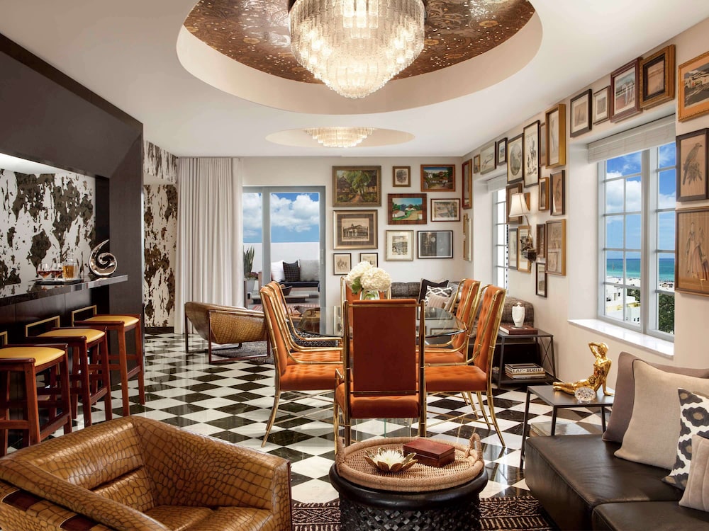 SLS South Beach Miami 25/33