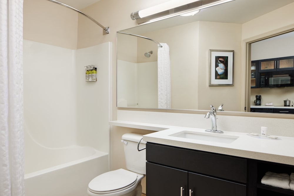 Candlewood Suites Charleston - Northwoods, an IHG Hotel 9/50