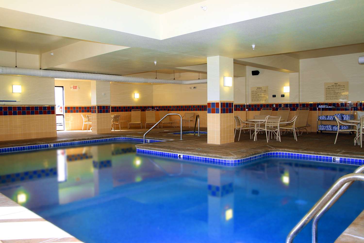 swimming pool spa