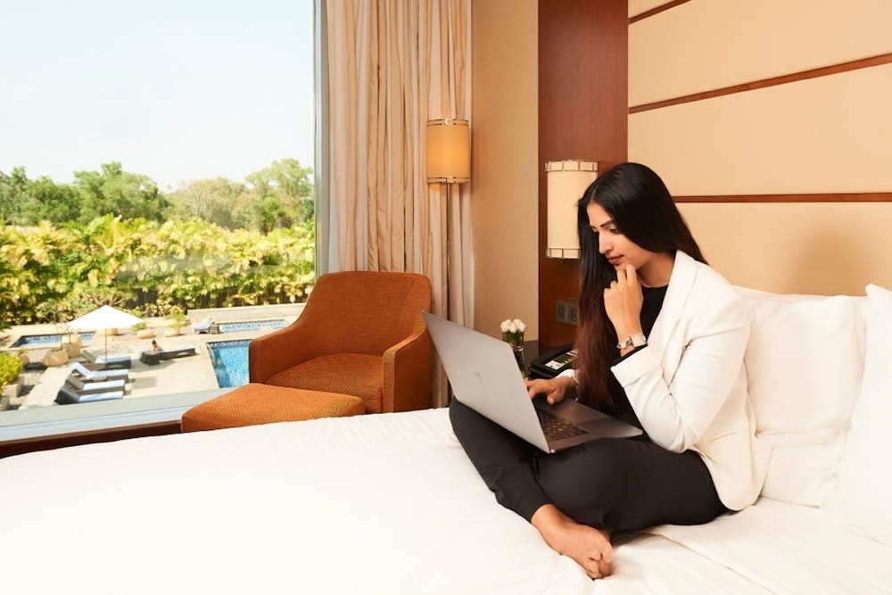 Courtyard By Marriott Kochi Airport 27/51