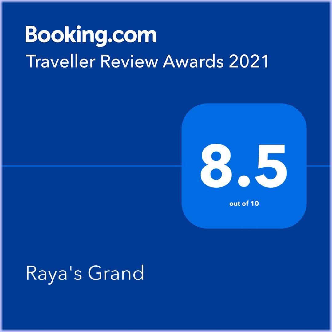 Raya's Grand 2/28