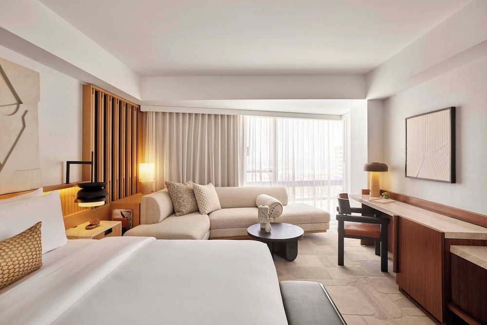 Executive, King Bed, Bay View