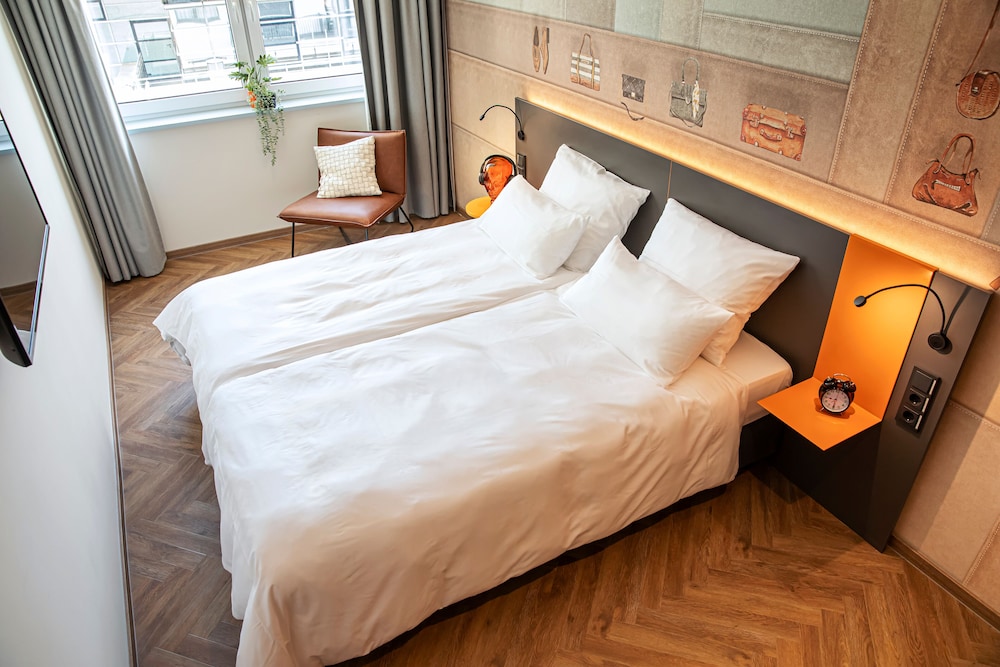 LOGINN Hotel Offenbach 20/54