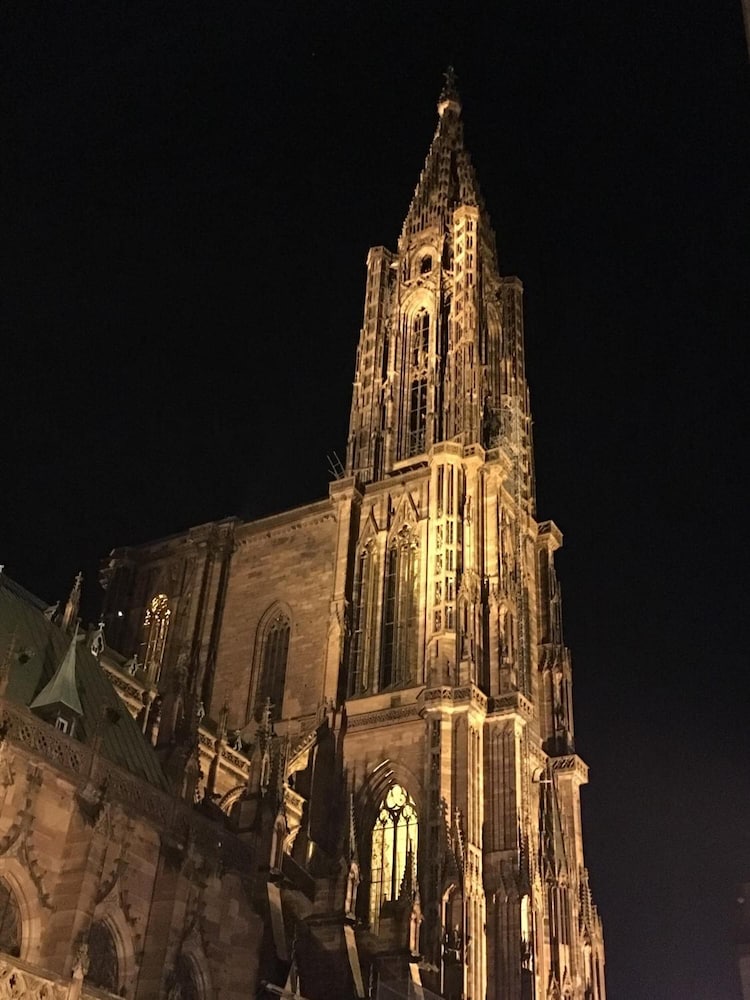 Adonis Hotel Strasbourg 45/50