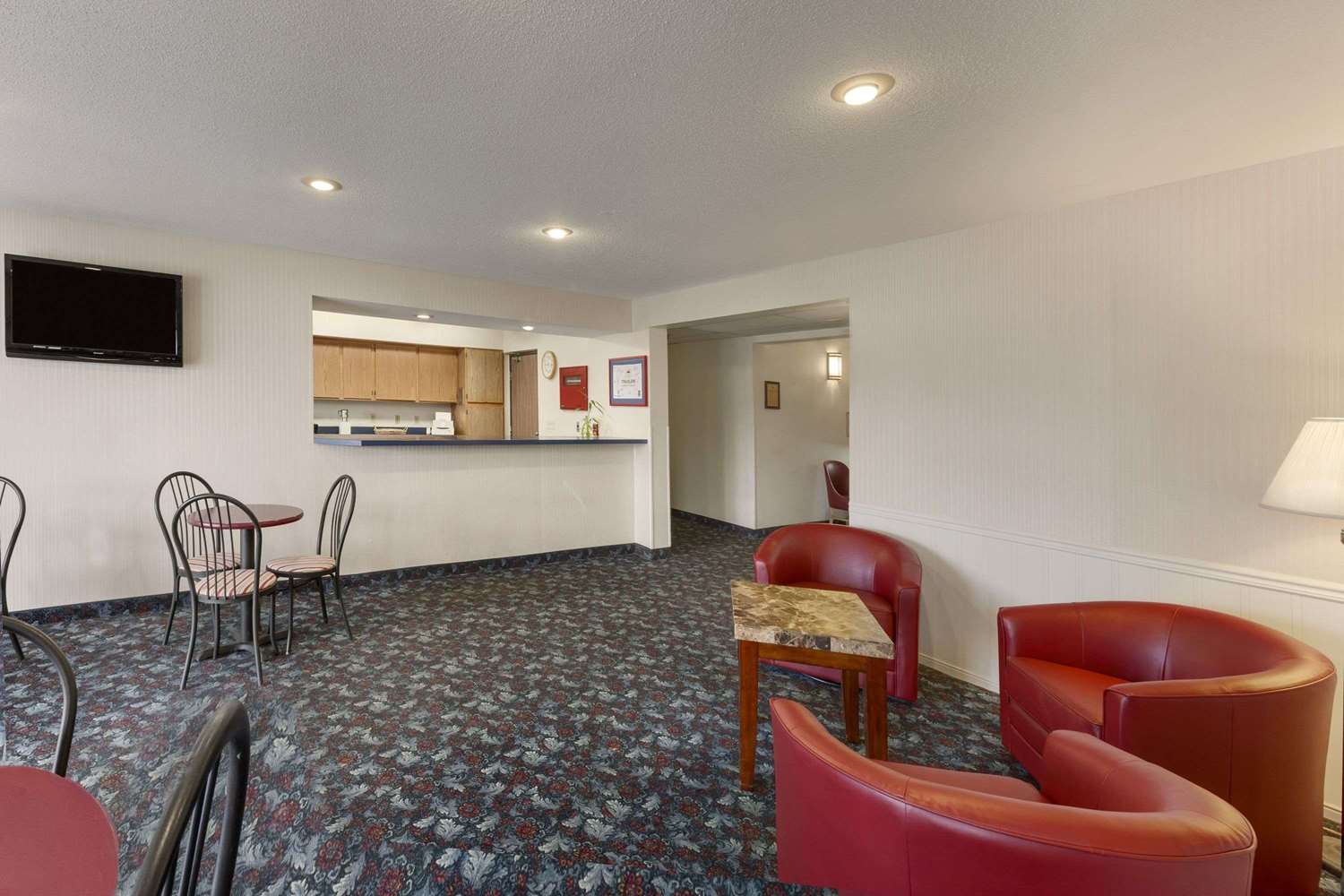 Super 8 by Wyndham Cromwell/Middletown 14/28