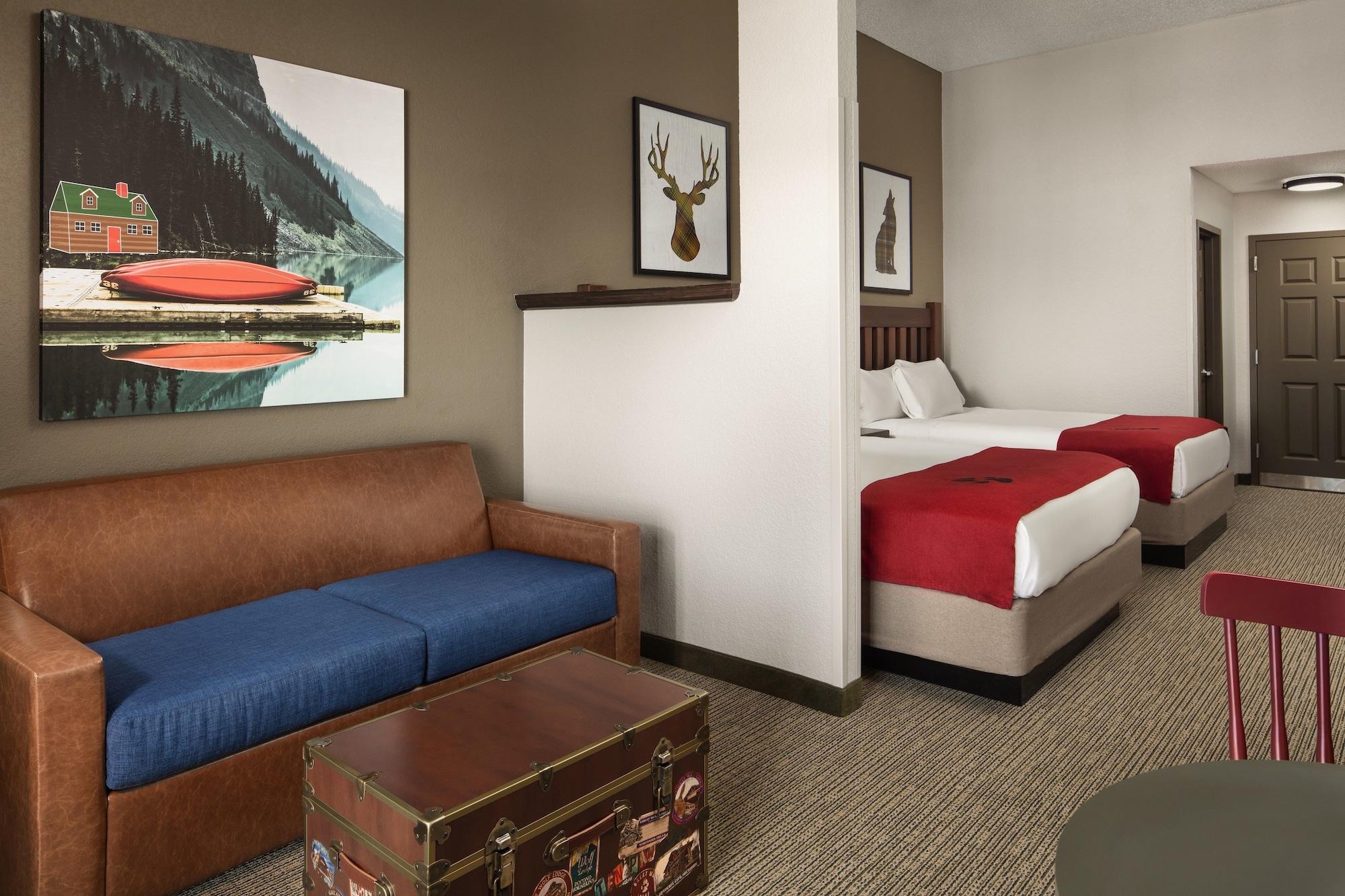Grand, Water, Suite