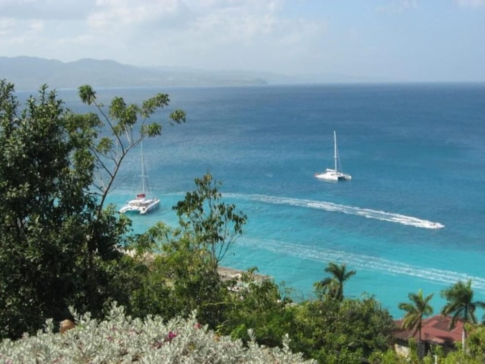 Court Manor at Montego Bay Club 36/50