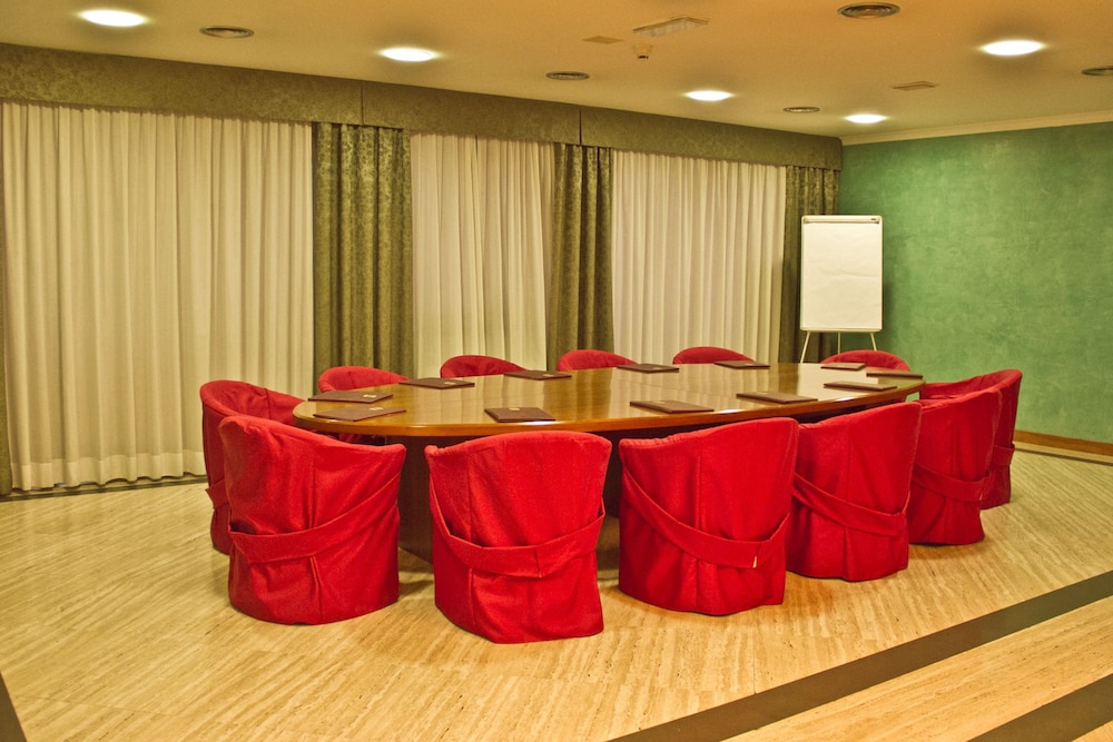 Aldero Hotel 47/59