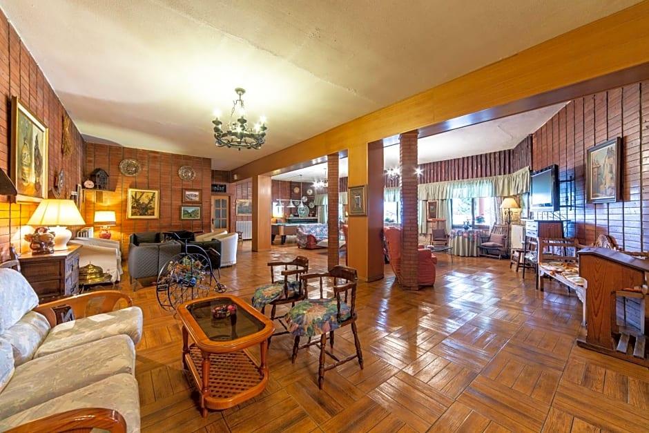 Oyo Hotel Mavi 36/47