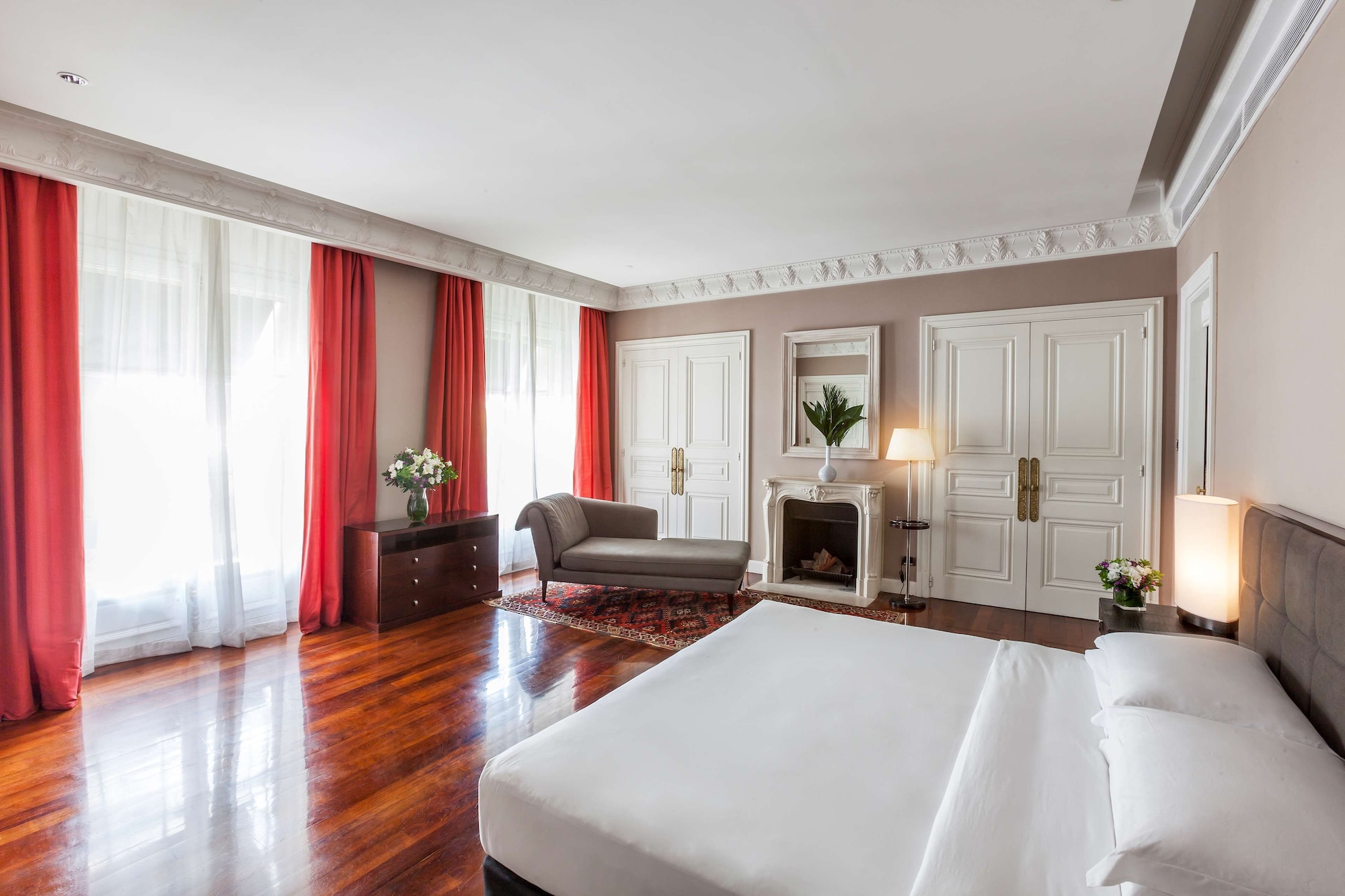 Palace, Suite, King Bed