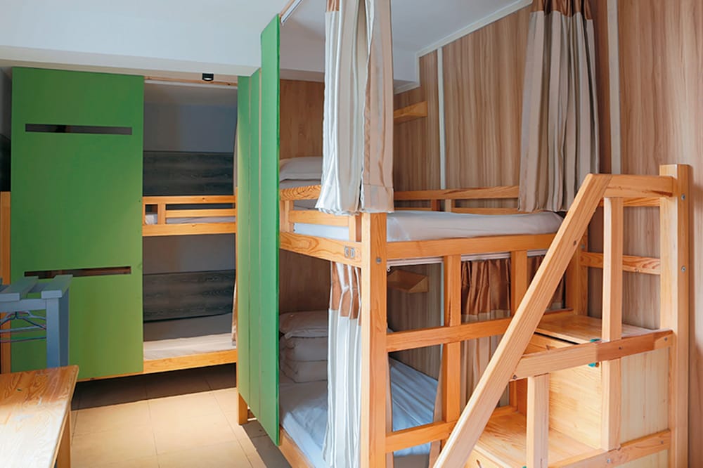 Upland International Youth Hostel 48/67