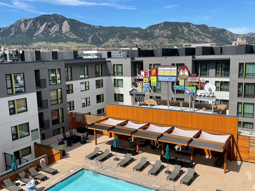 Embassy Suites By Hilton Boulder