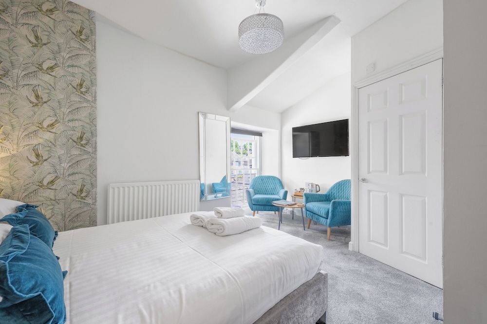 Latimer House 15/49