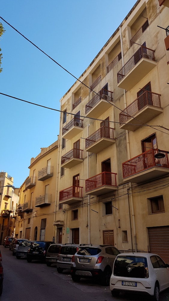 B&B Stella Maris Sciacca Centro 2/23