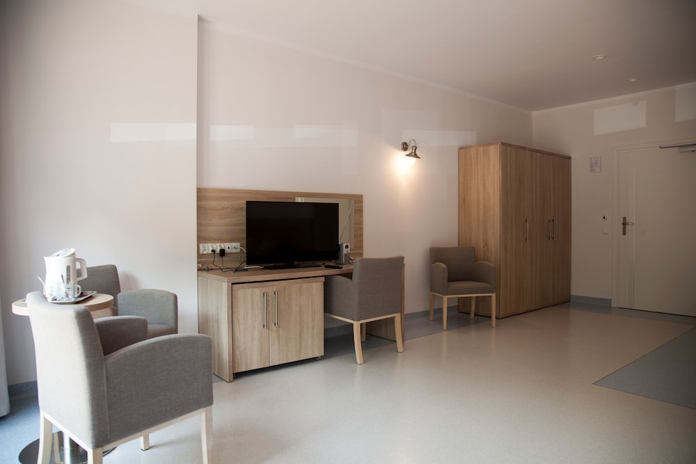 Sanatorium Uzdrowiskowe Muszelka 34/50