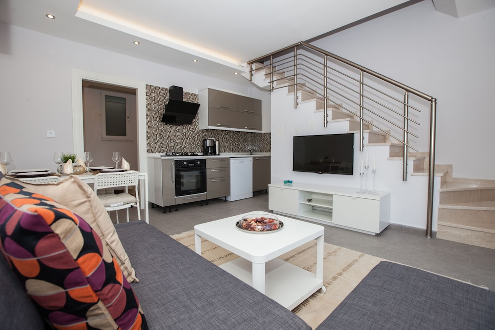 Truemar Hotels & Suites 36/50