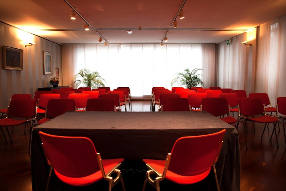 Hotel Crivis 44/51