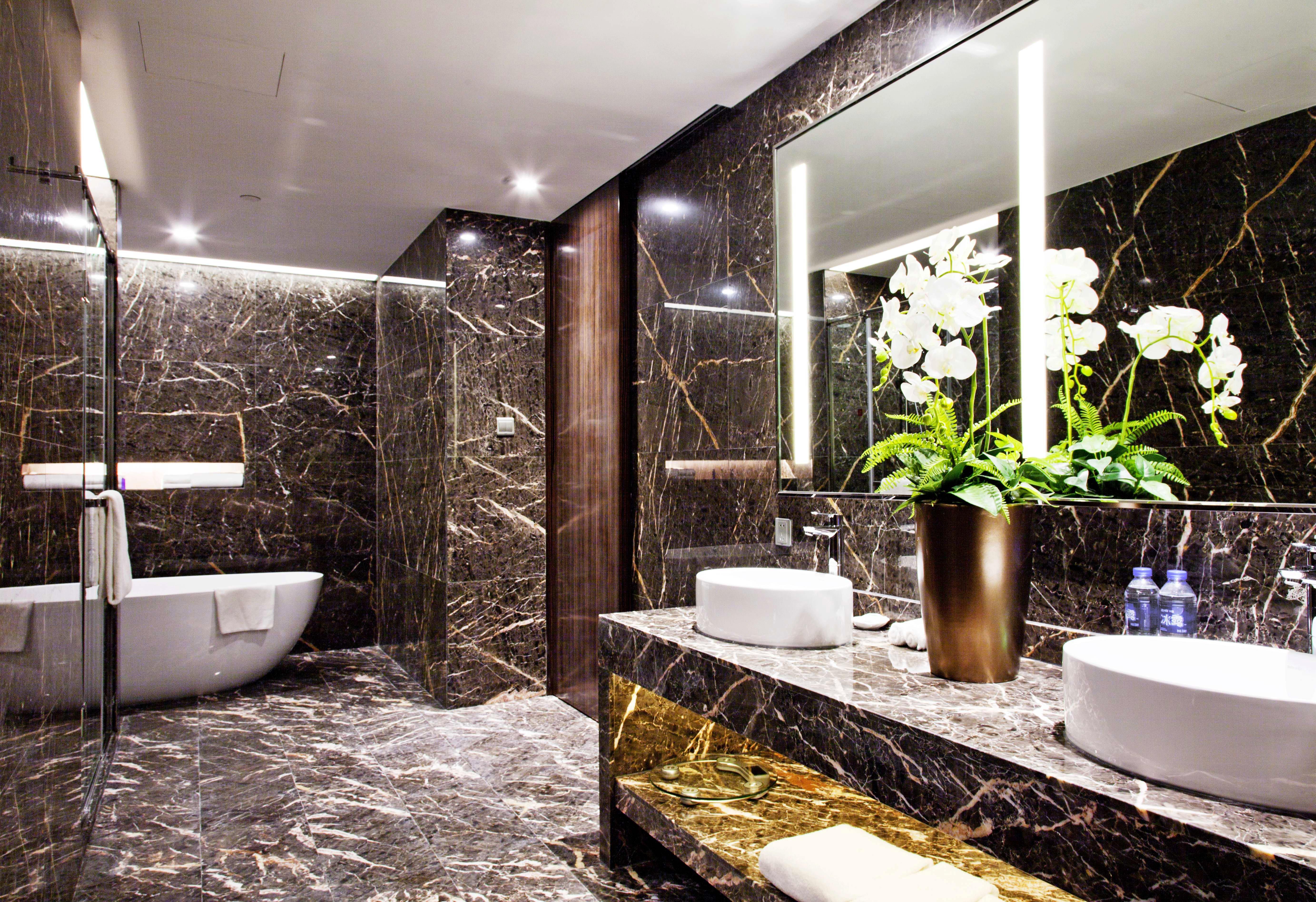 جناح بسريرين كينج بإطلالة على البحيرة بغرفتي نوم في طابق مرتفع، Crowne Plaza Shanghai Jinshan by IHG 5/5