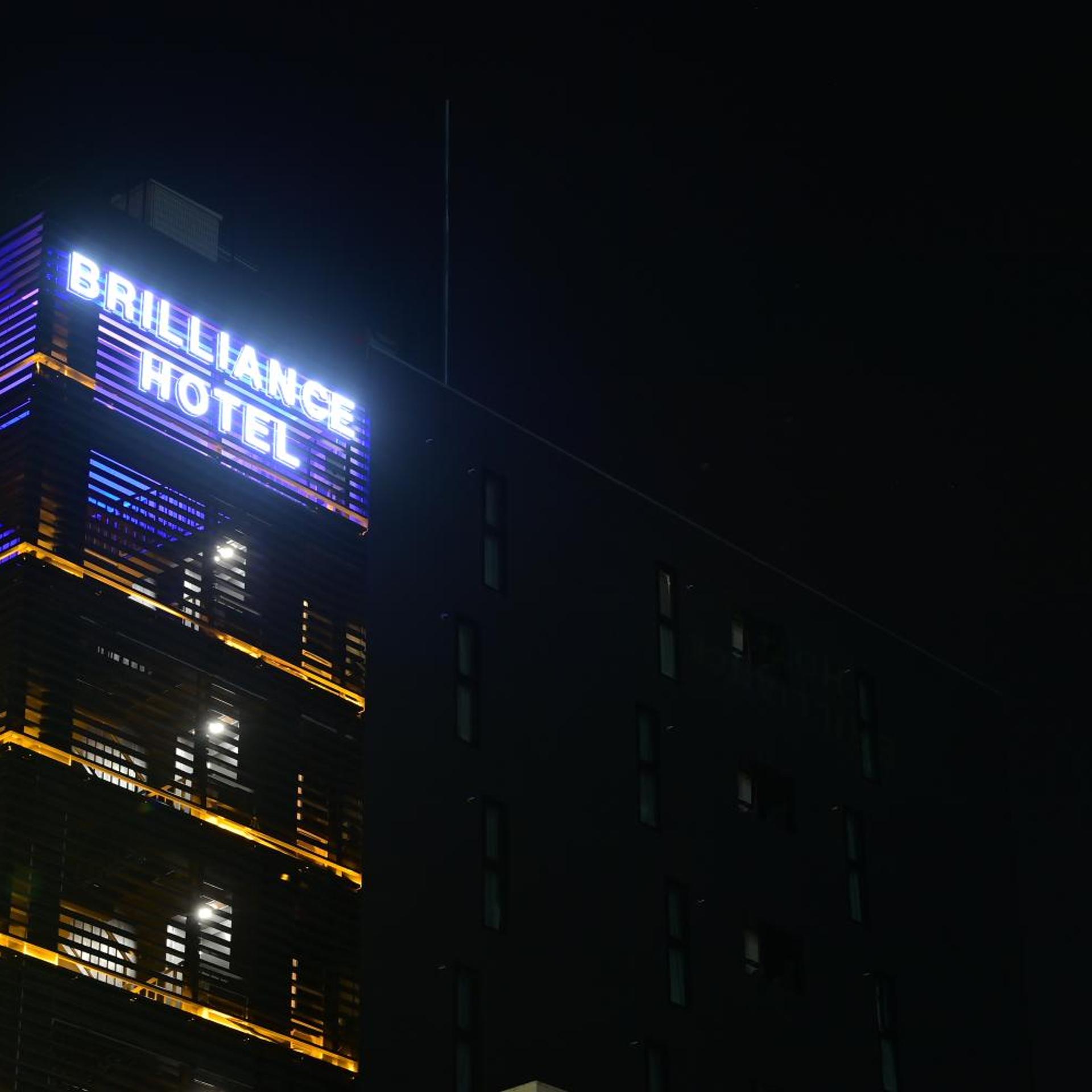 Brilliance Hotel 3/29