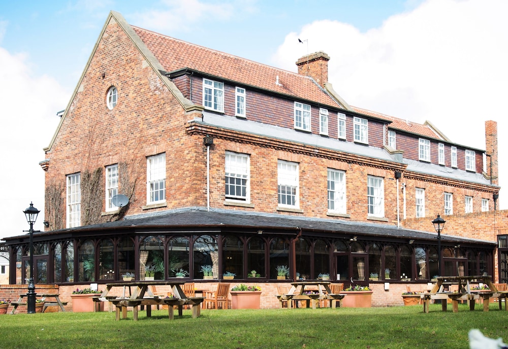 Bowburn Hall Hotel 10/66