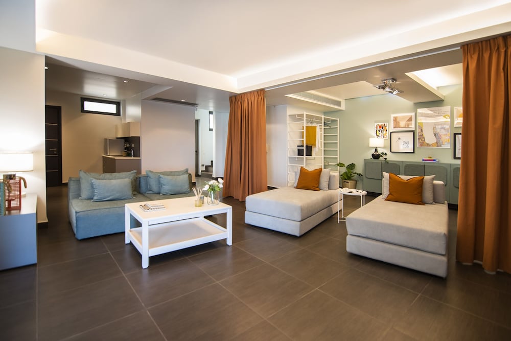 Stefanos Villa 7/34