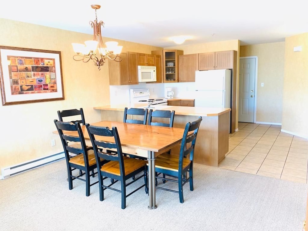 Mountain View Suites at Fairmont Hot Springs 52/63