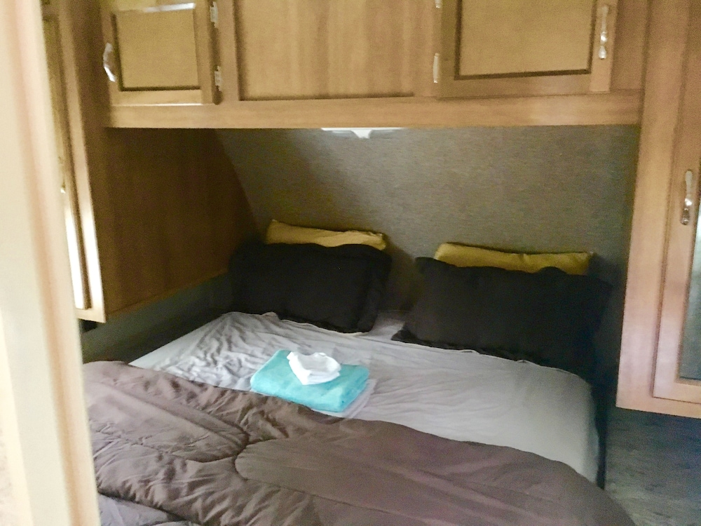 2 Bedrooms, Comfort, Mobile Home, 2 Double and Twin Beds, Queen Bed