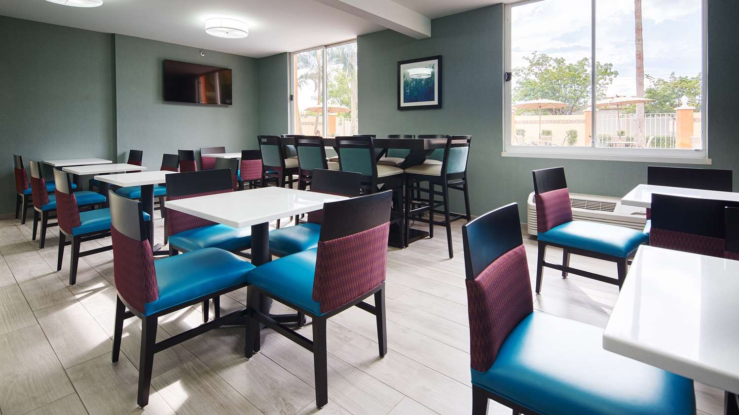 Best Western Fort Myers Inn and Suites 24/35