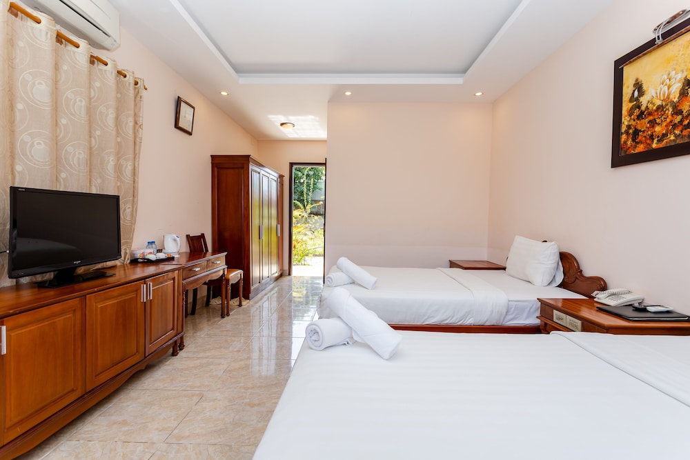 Bach Duong Resort 10/40