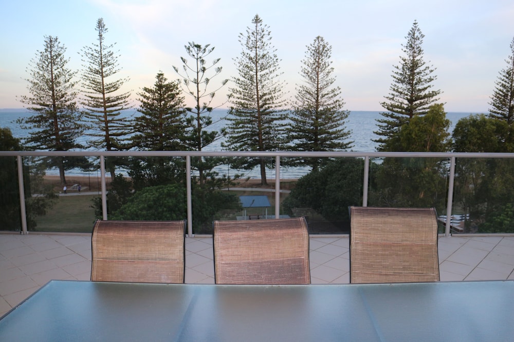 SCARBOROUGH BEACH RESORT 46/72