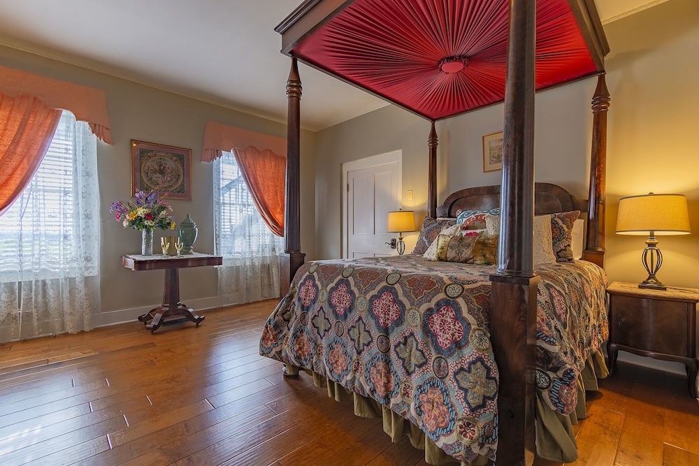 Weymouth Hall Bed and breakfast 5/18