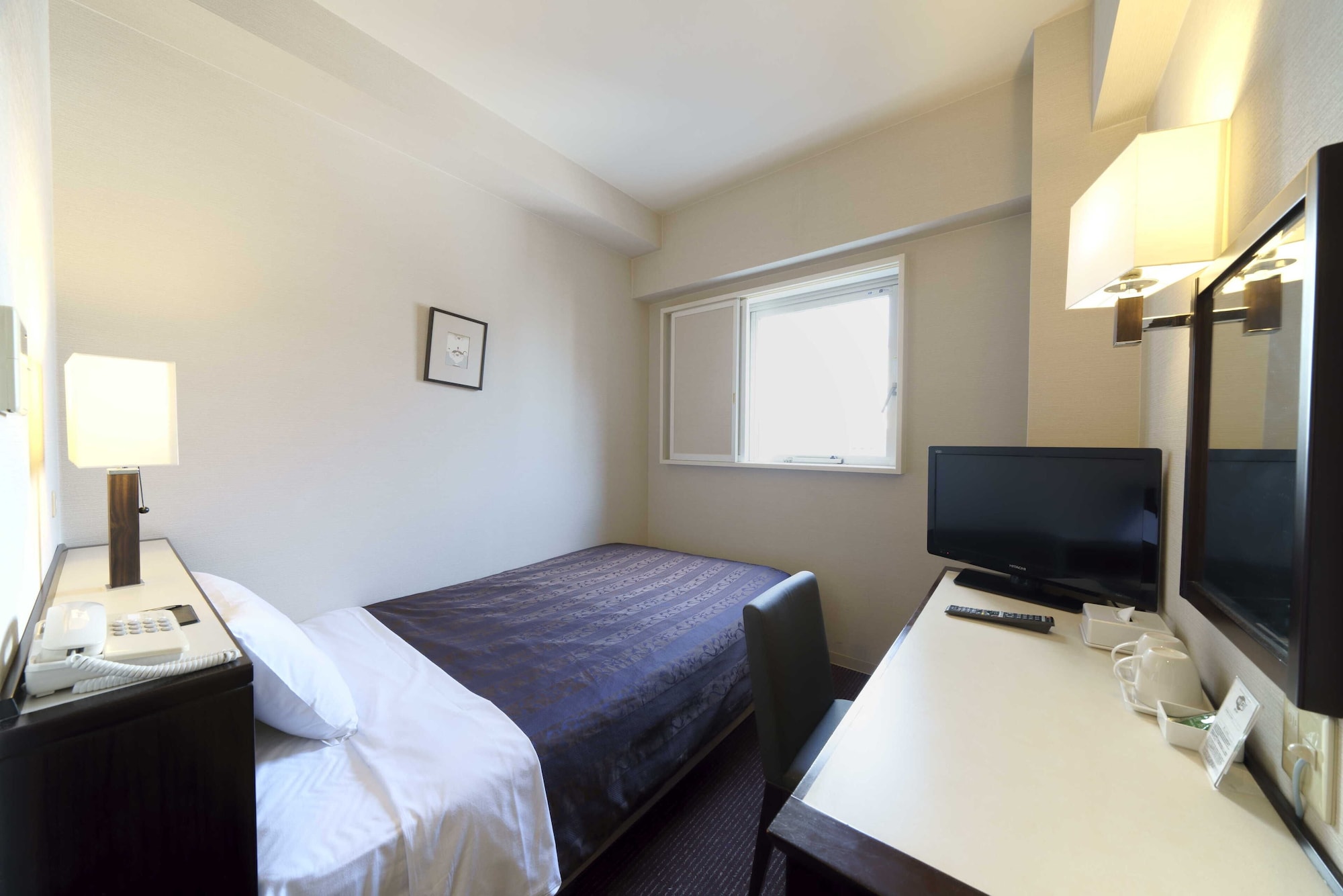 ROOM, SINGLE, SEMI DOUBLE BED