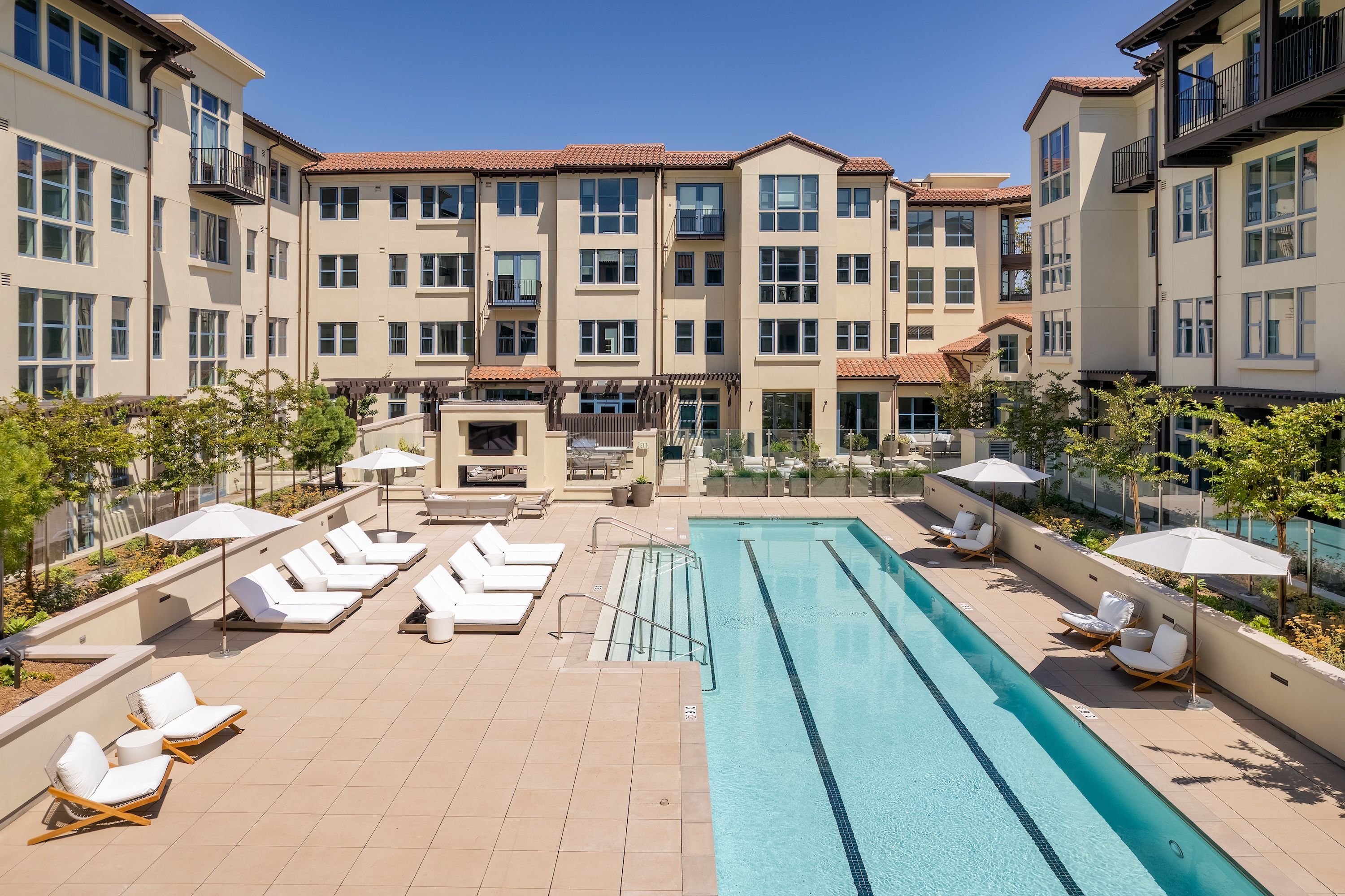 Locale Menlo Park 7/8