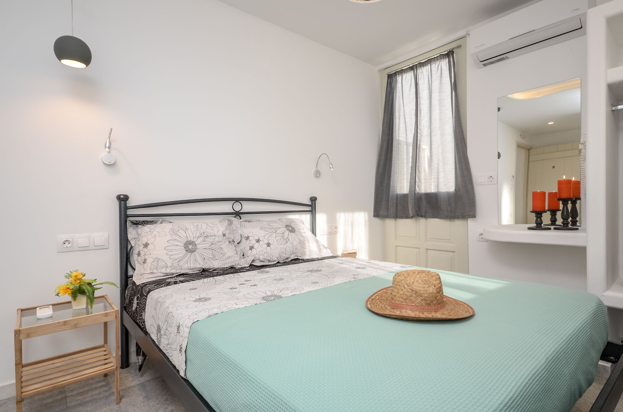 BASIC, DOUBLE BED