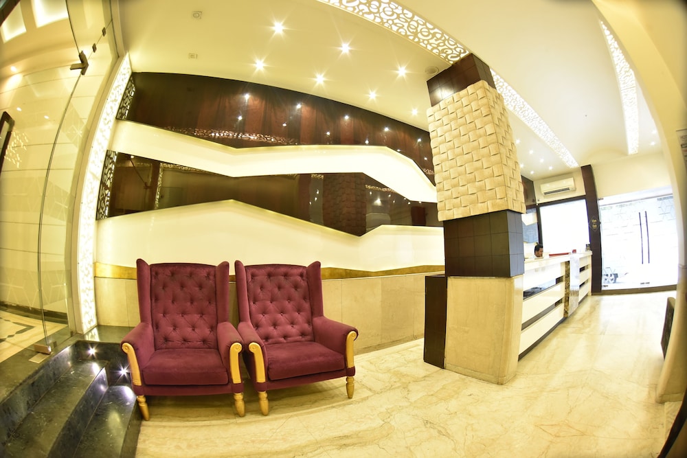 Manama Hotel 6/29