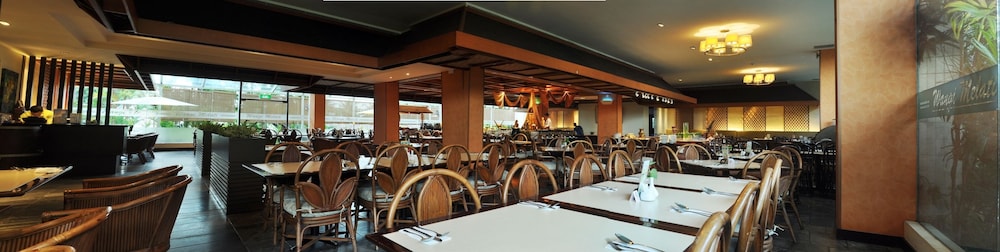 Batam View Beach Resort 46/68