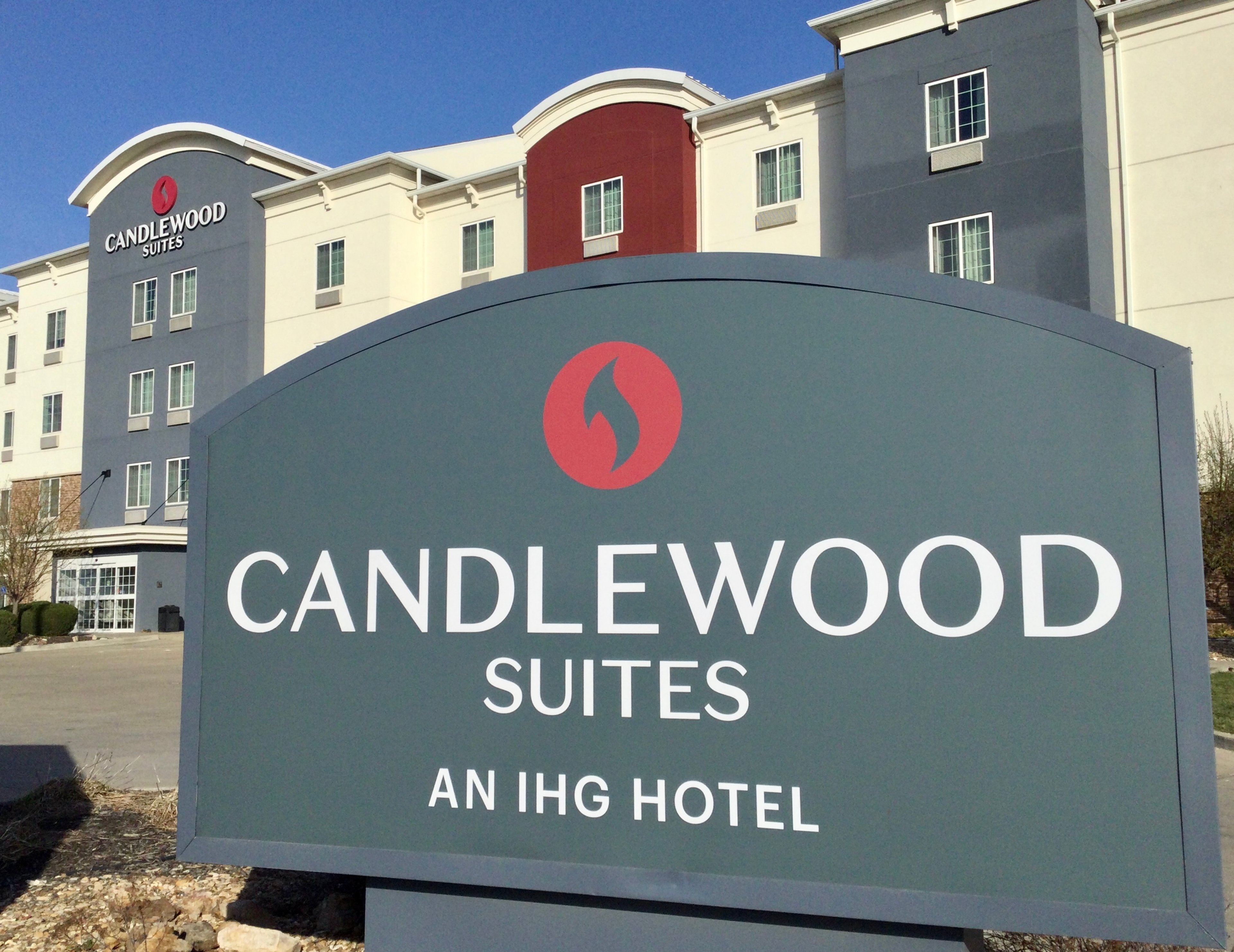 Candlewood Suites St. Joseph 2/54