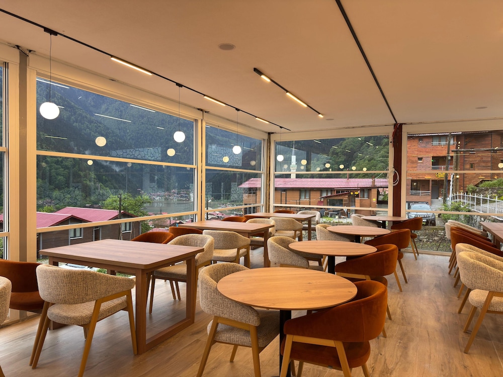 Ozbek Suit Otel 45/58