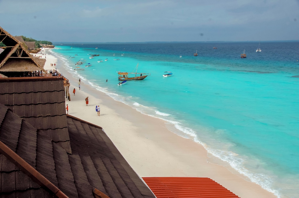 Langi Langi Beach Bungalows 22/47