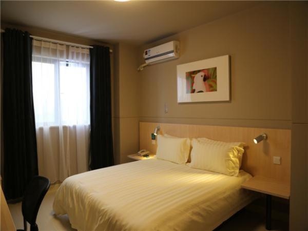 Jinjiang Inn (Shanghai Zhangjiang Financial Information Park) 19/43