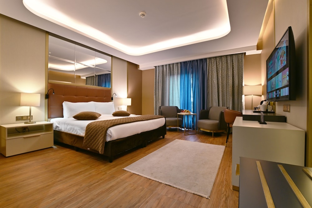 Petra Moon Luxury Hotel 5/30