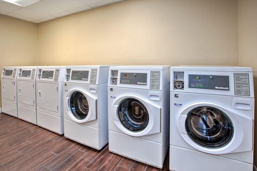 TownePlace Suites Detroit Belleville 30/50