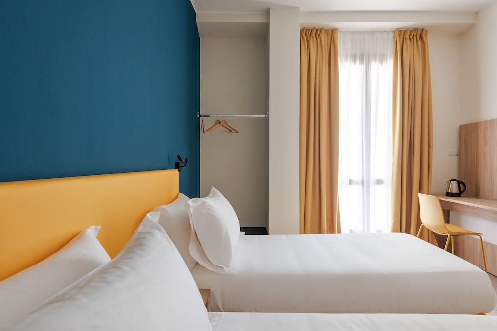 Hotel Riva 12/27