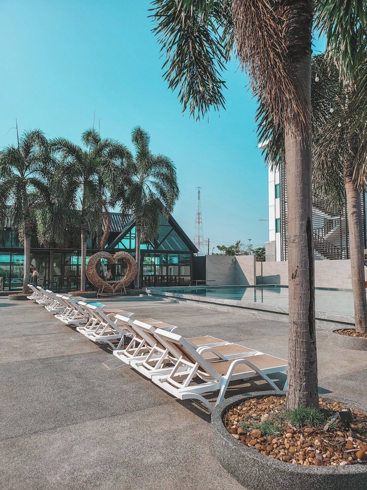 The One Hotel Bueng Kan 44/50