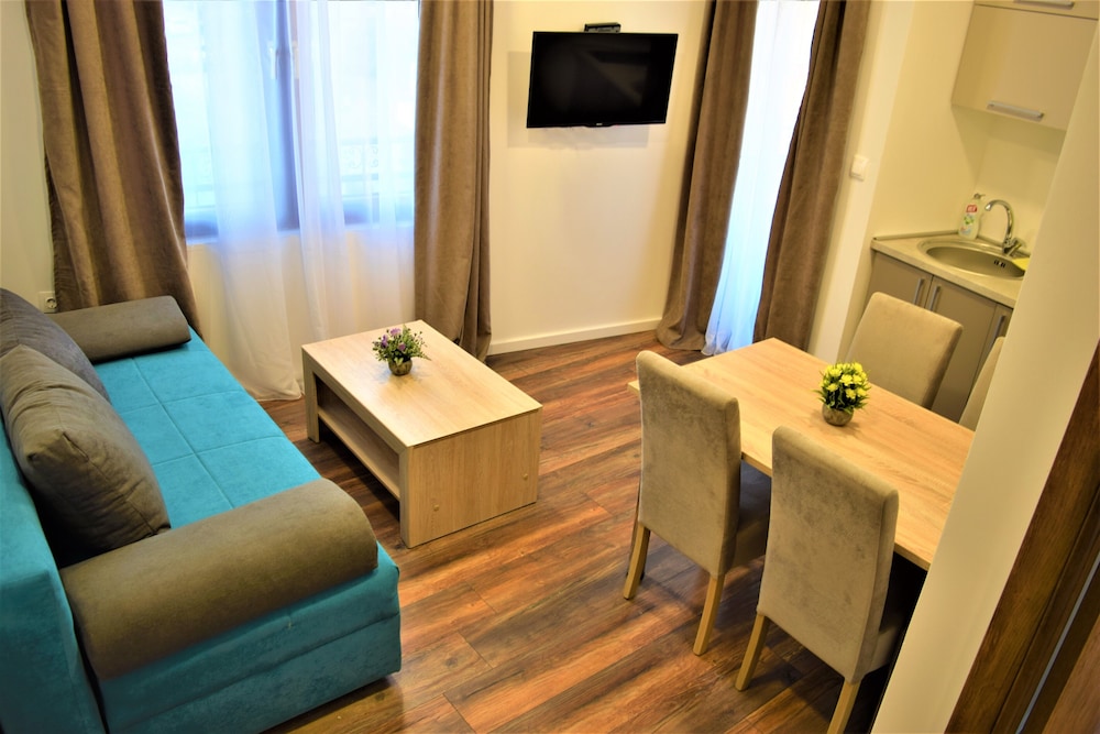 Martinovic Rooms 30/41