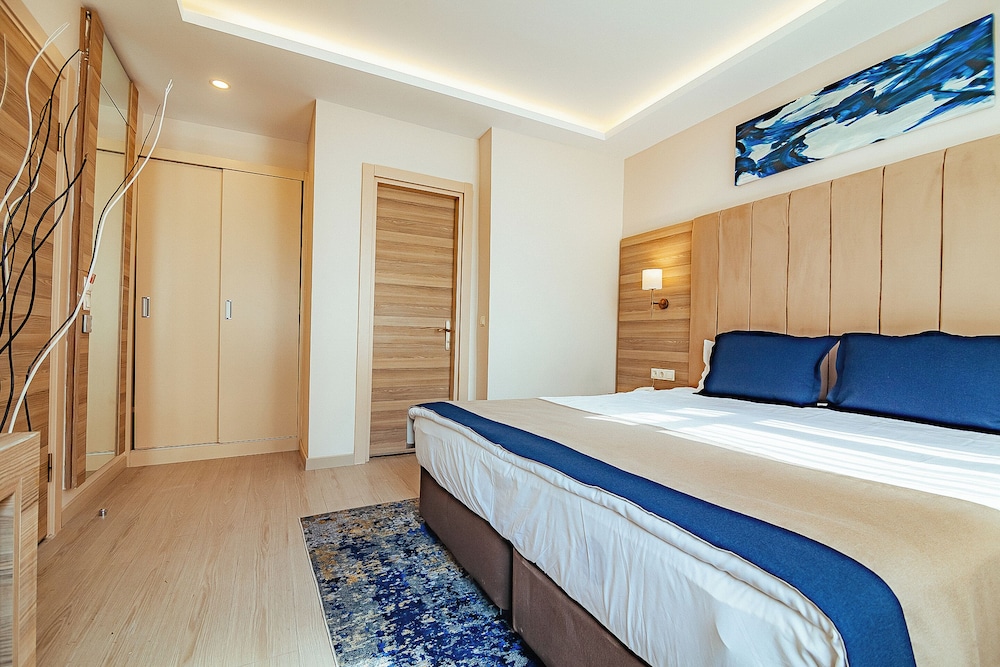 Comfort Beige Hotel 15/50