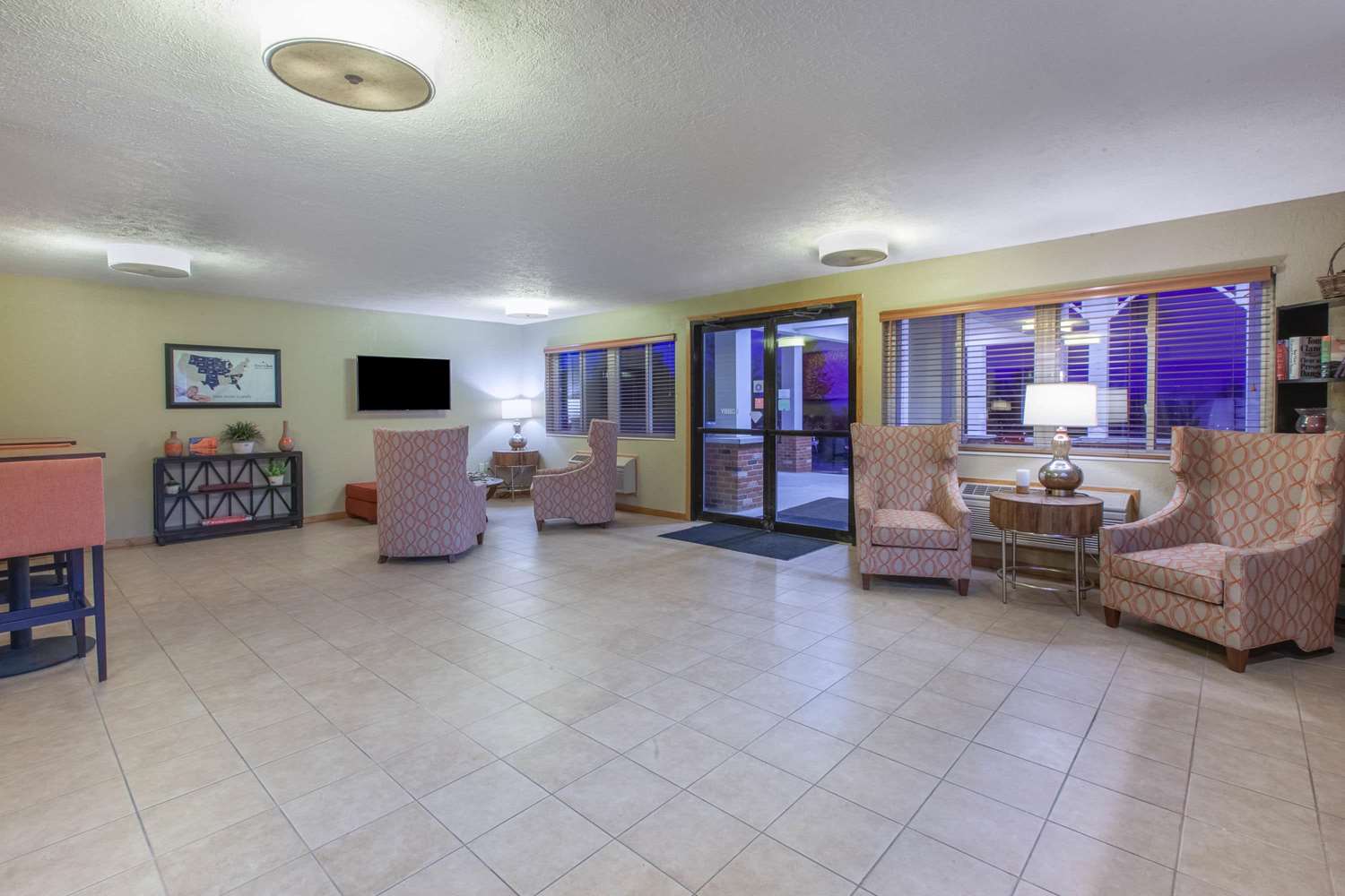 Quality Inn Petoskey 10/18
